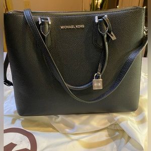 Michael Kors Adele Large leather satchel NWT